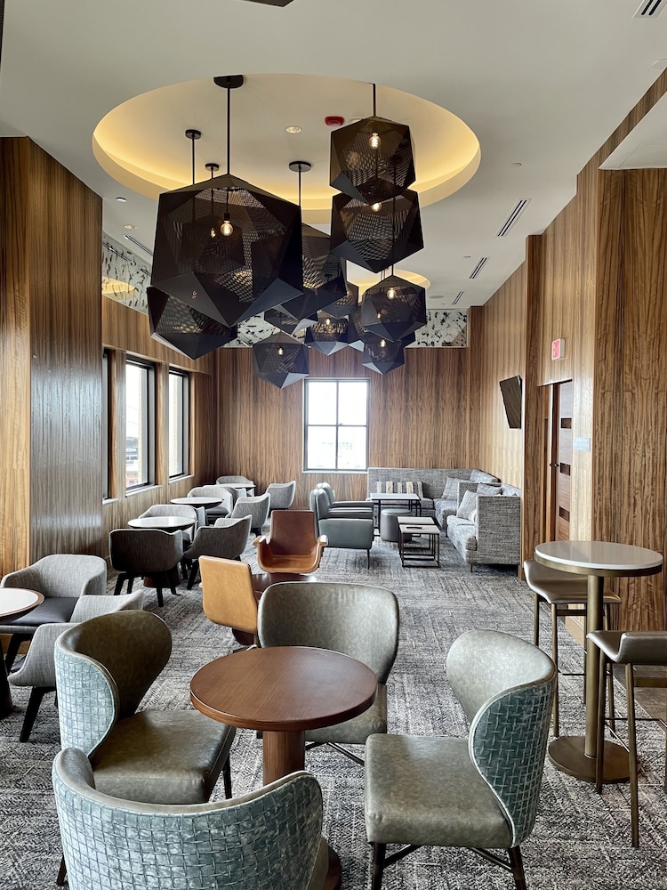 Hyatt Place Houston Downtown 30/50