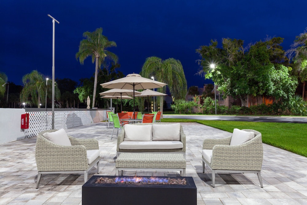Nobile Hotel Parkway at Celebration Orlando 6/29