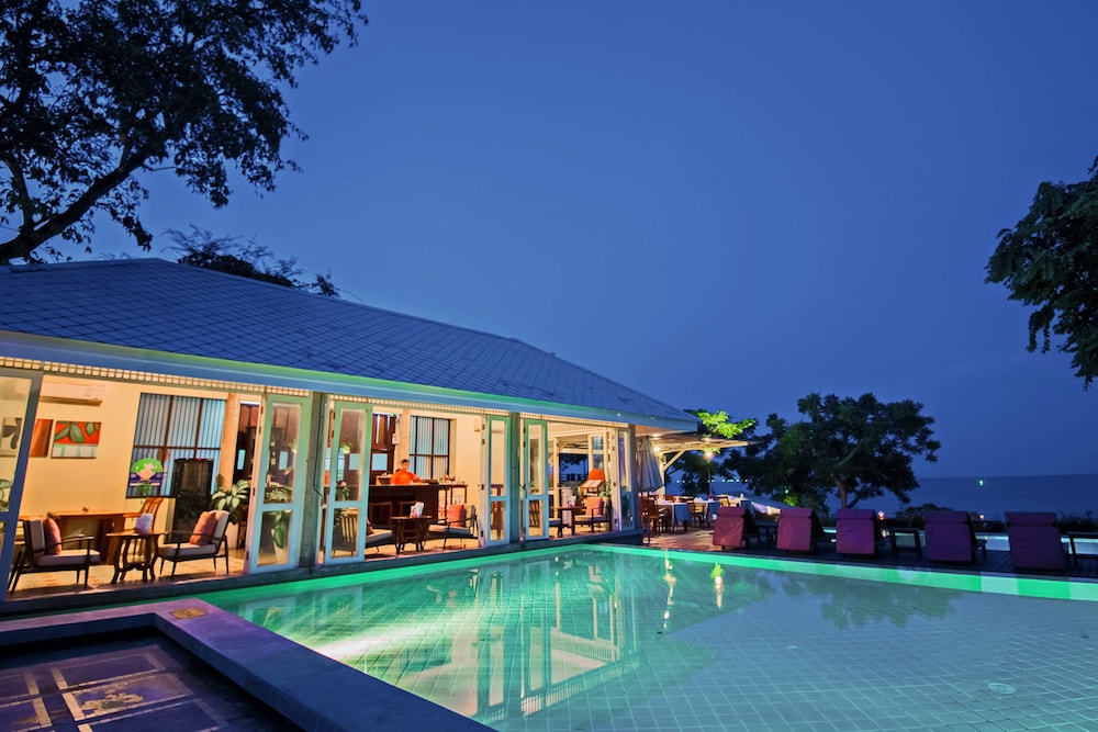 Baan Bayan Beach Hotel 8/73