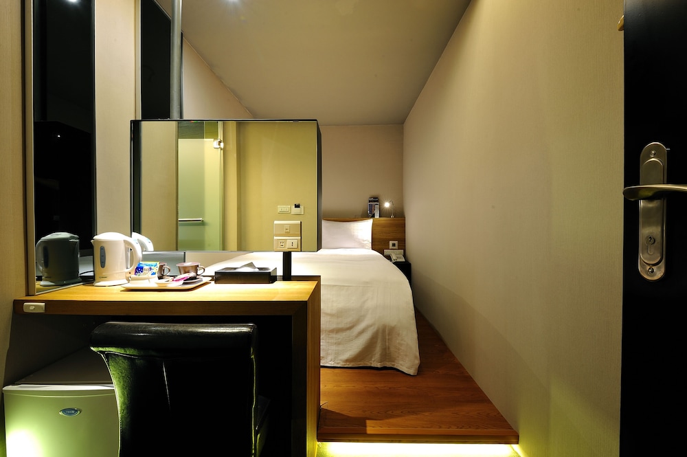 Forward Suites II 32/34
