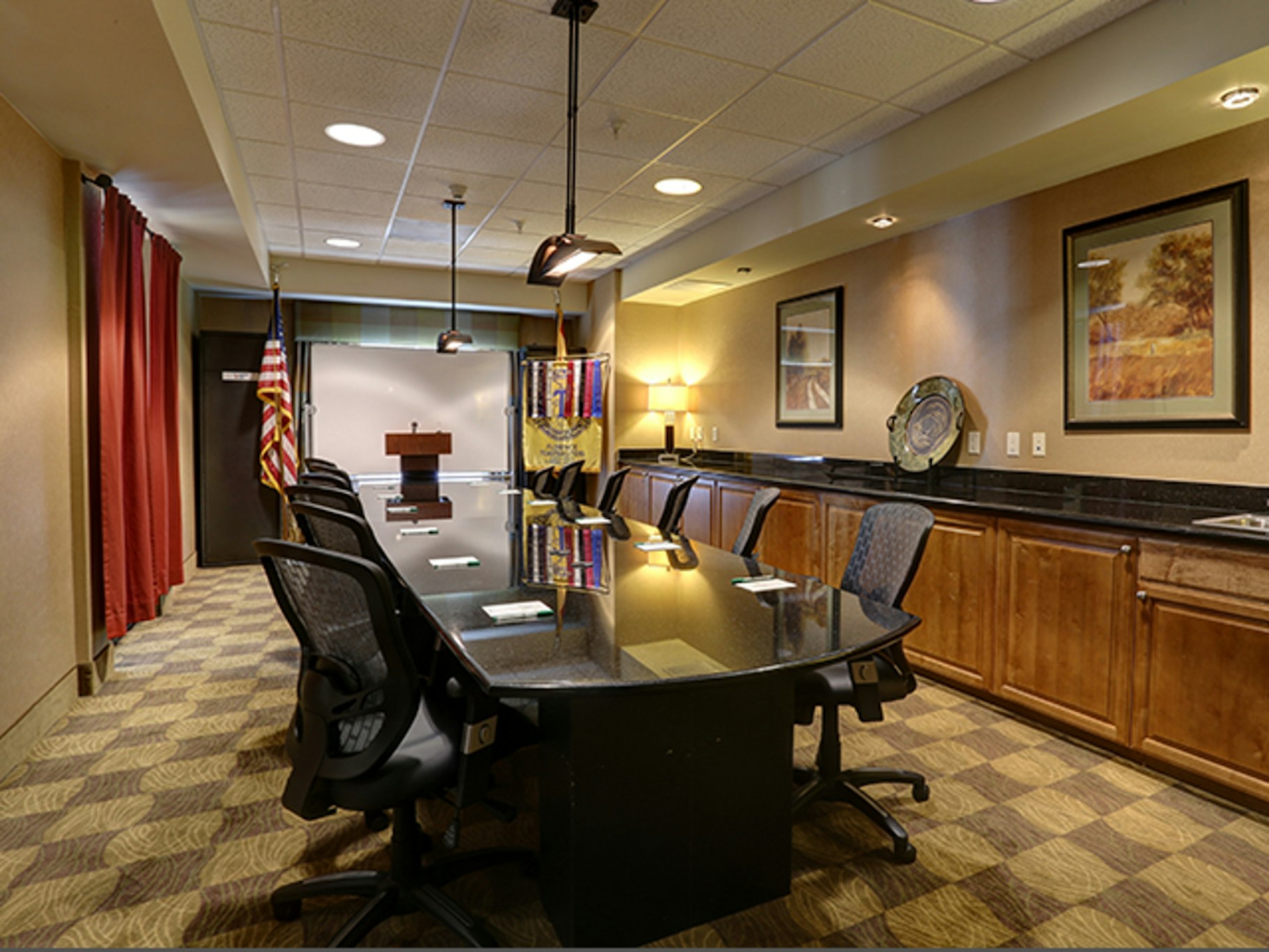Greentree Inn Suites Florence 17/19
