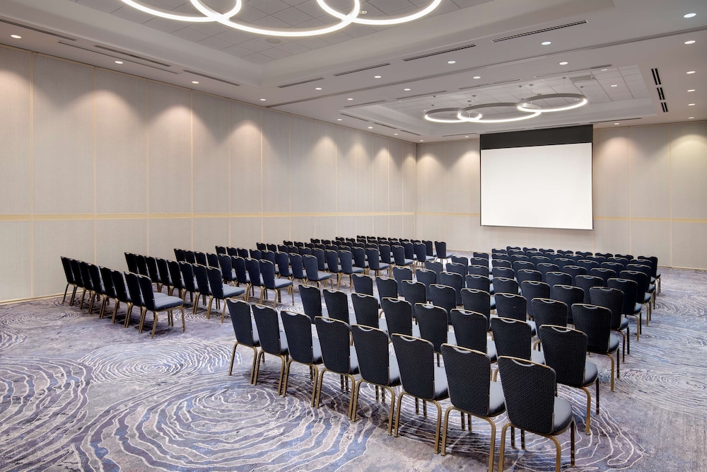 Hyatt Regency Dulles 47/54