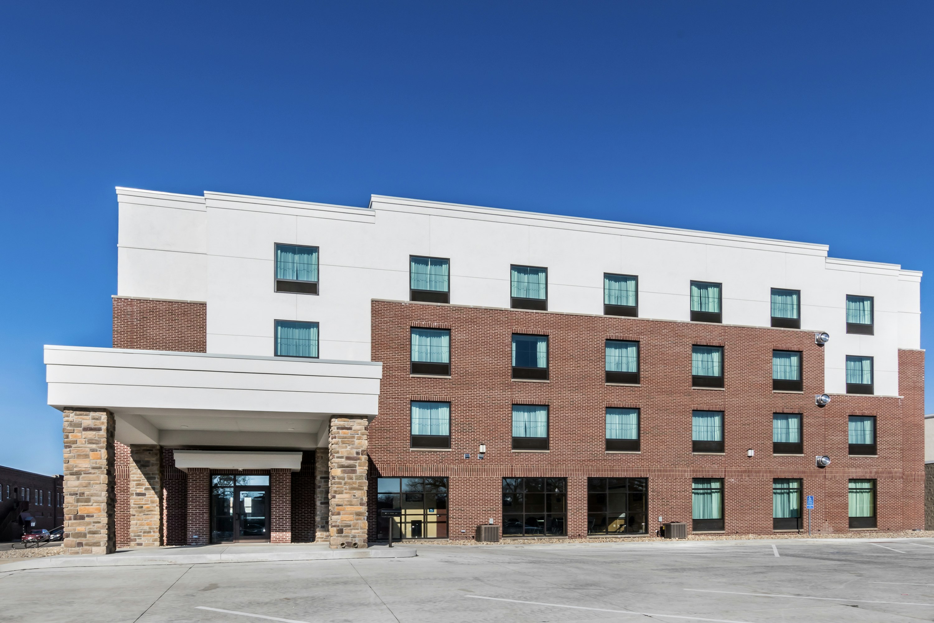 Cobblestone Inn Amp Suites Waverly 2/61