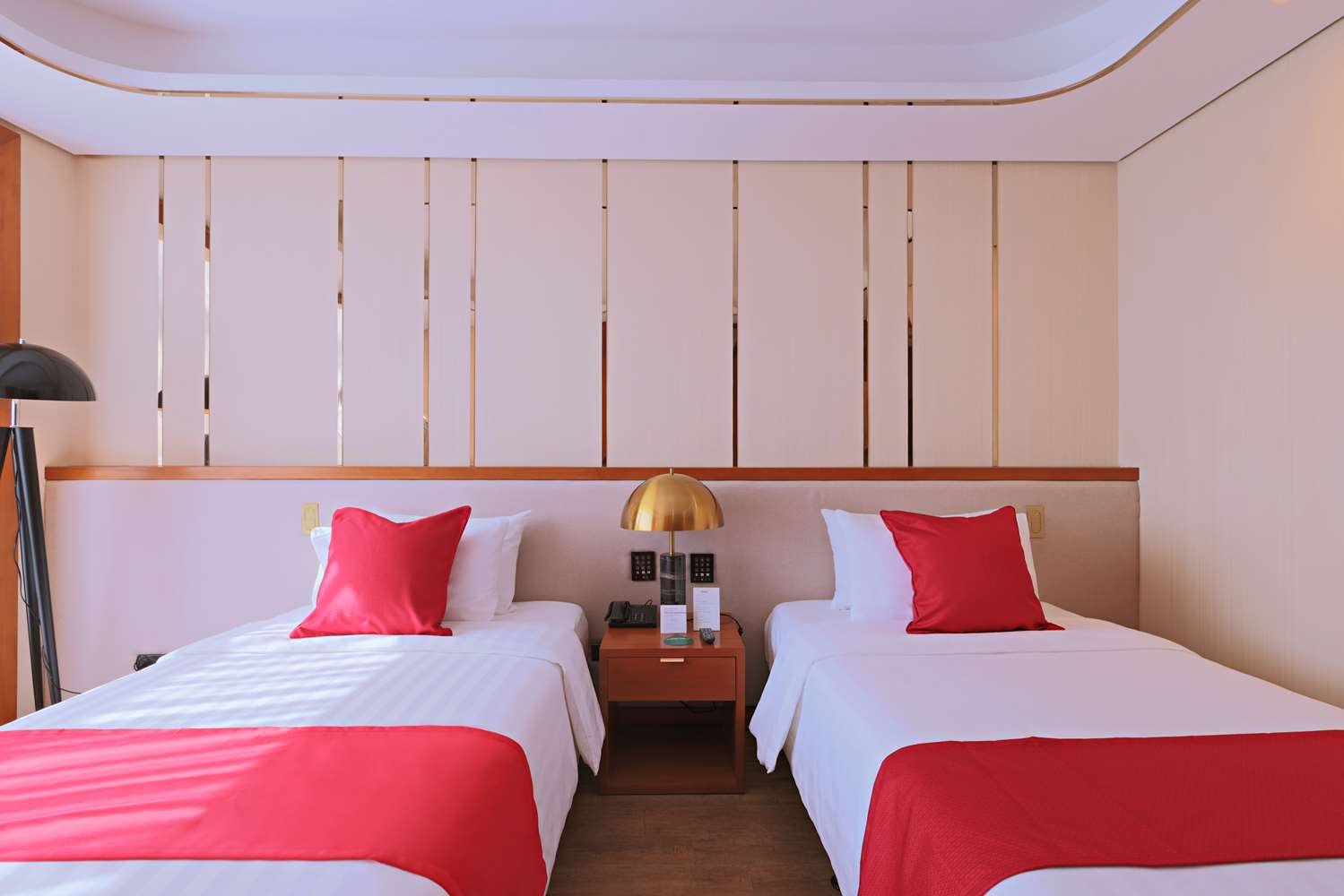 Best Western Plus Metro Clark 14/21