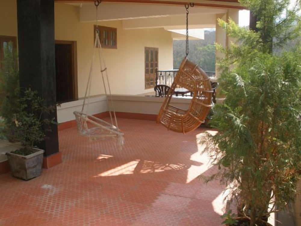 JUNGLE PALACE HOMESTAY 10/46