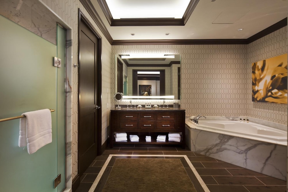 Golden Nugget Lake Charles 32/53