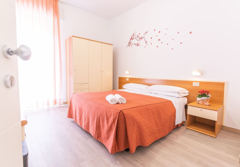 Hotel Dusseldorf 10/50