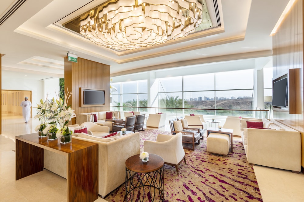 Crowne Plaza Muscat Oman Convention and Exhibition Centre (OCEC) 56/76