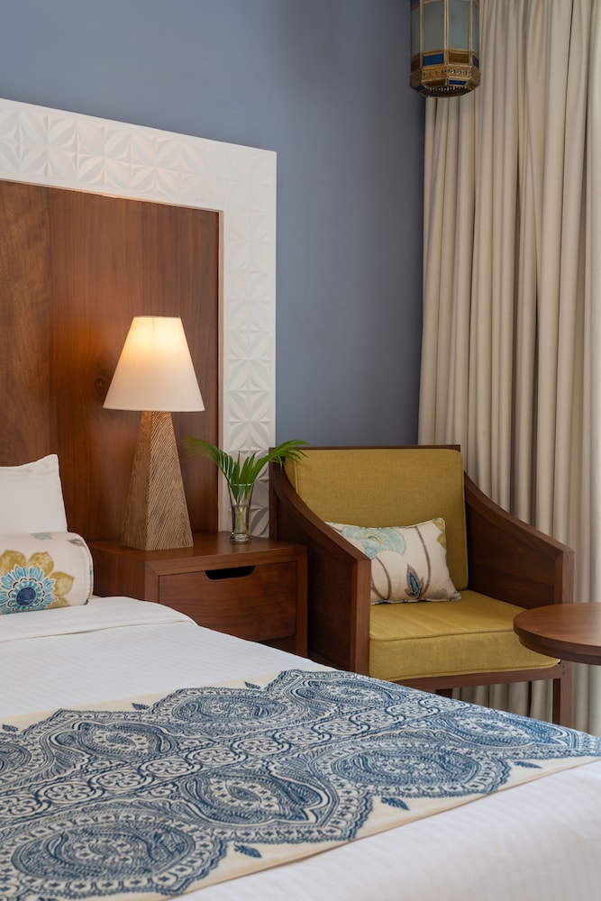 Diamonds Leisure Beach and Golf Resort 18/63