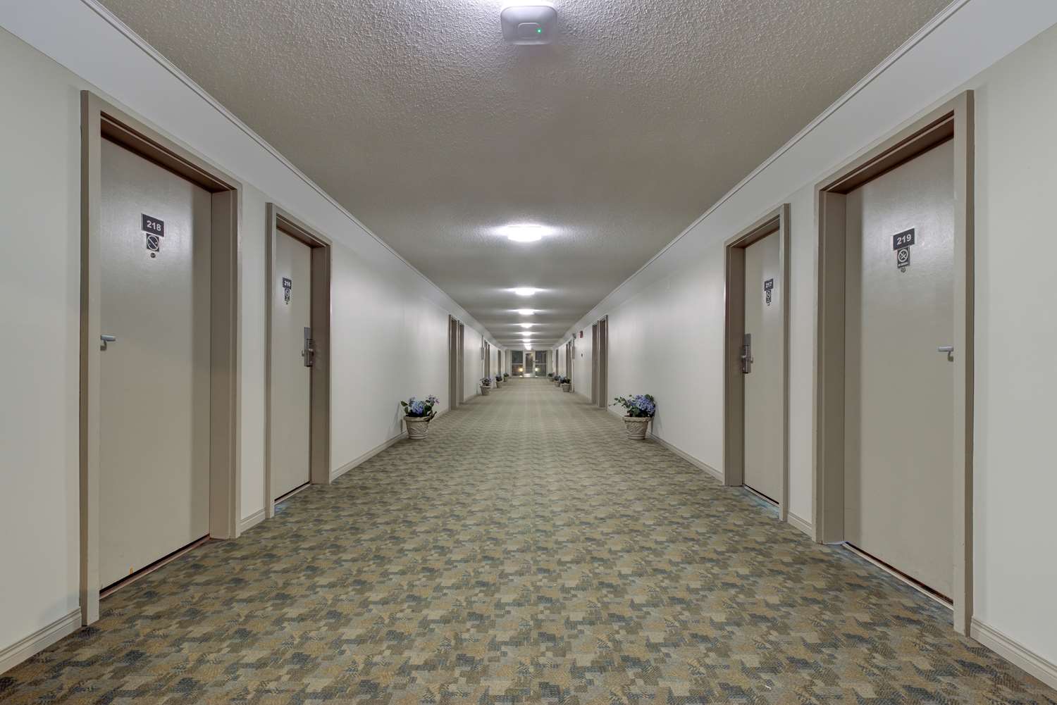 Knights Inn Kamloops 4/45
