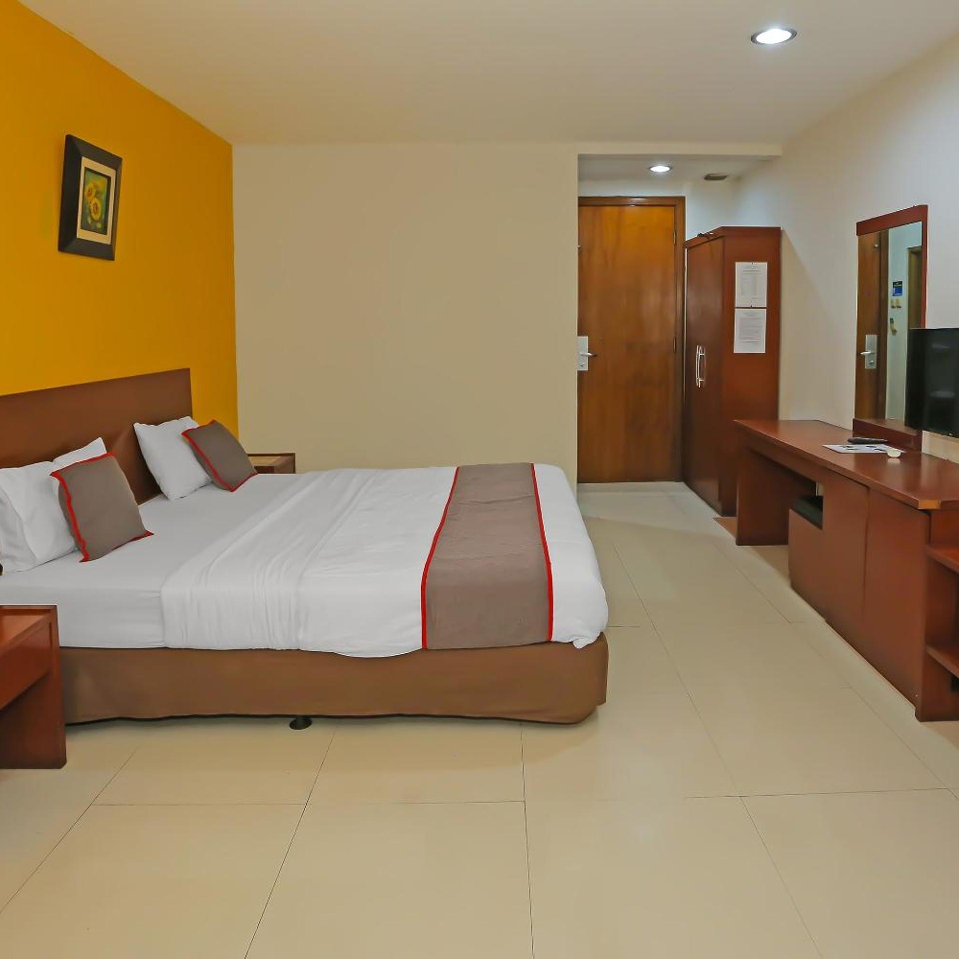 Townhouse OAK Hotel Fiducia Pasar Minggu 19/38