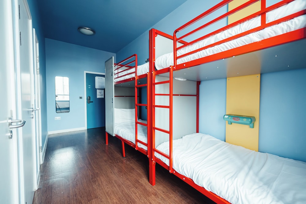 FEMALE DORM, 4 BEDS