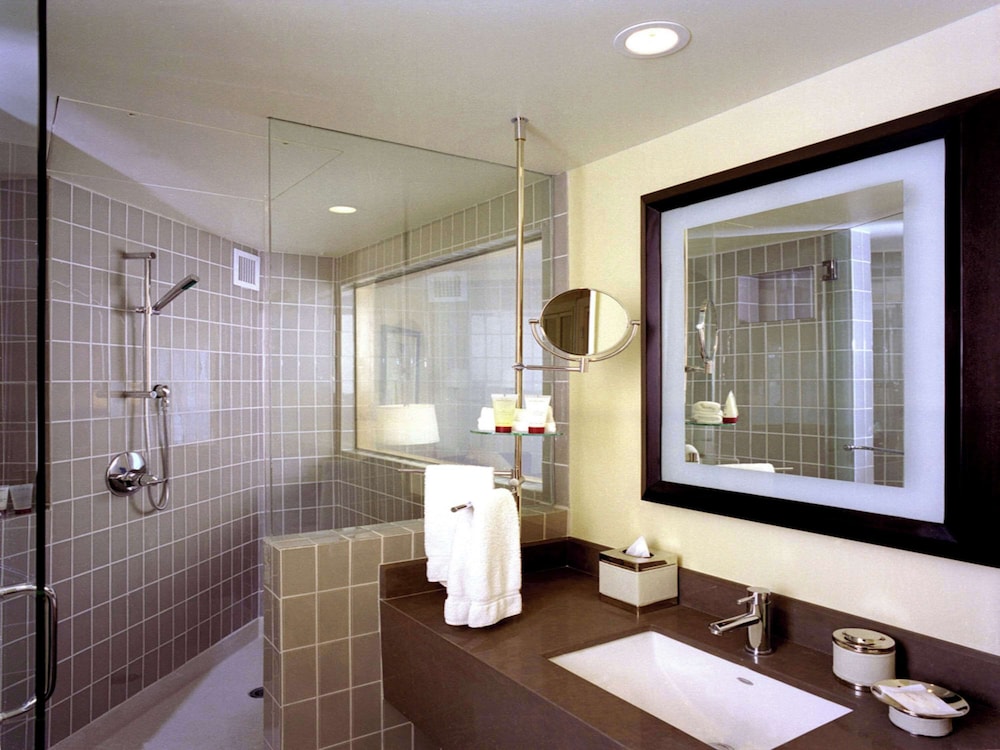 Hotel Sofitel Los Angeles at Beverly Hills 49/50