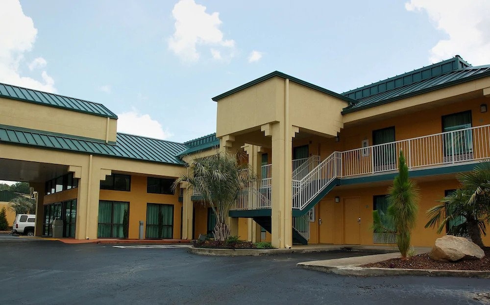 Welcome Inn – Milledgeville image