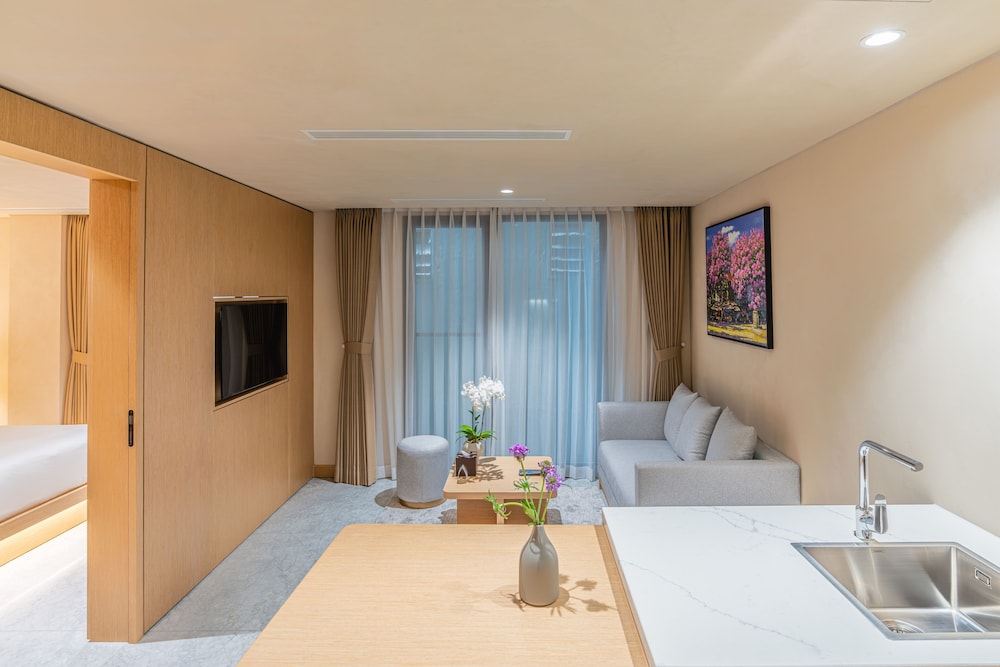 The Five Suites Lilas 43/50