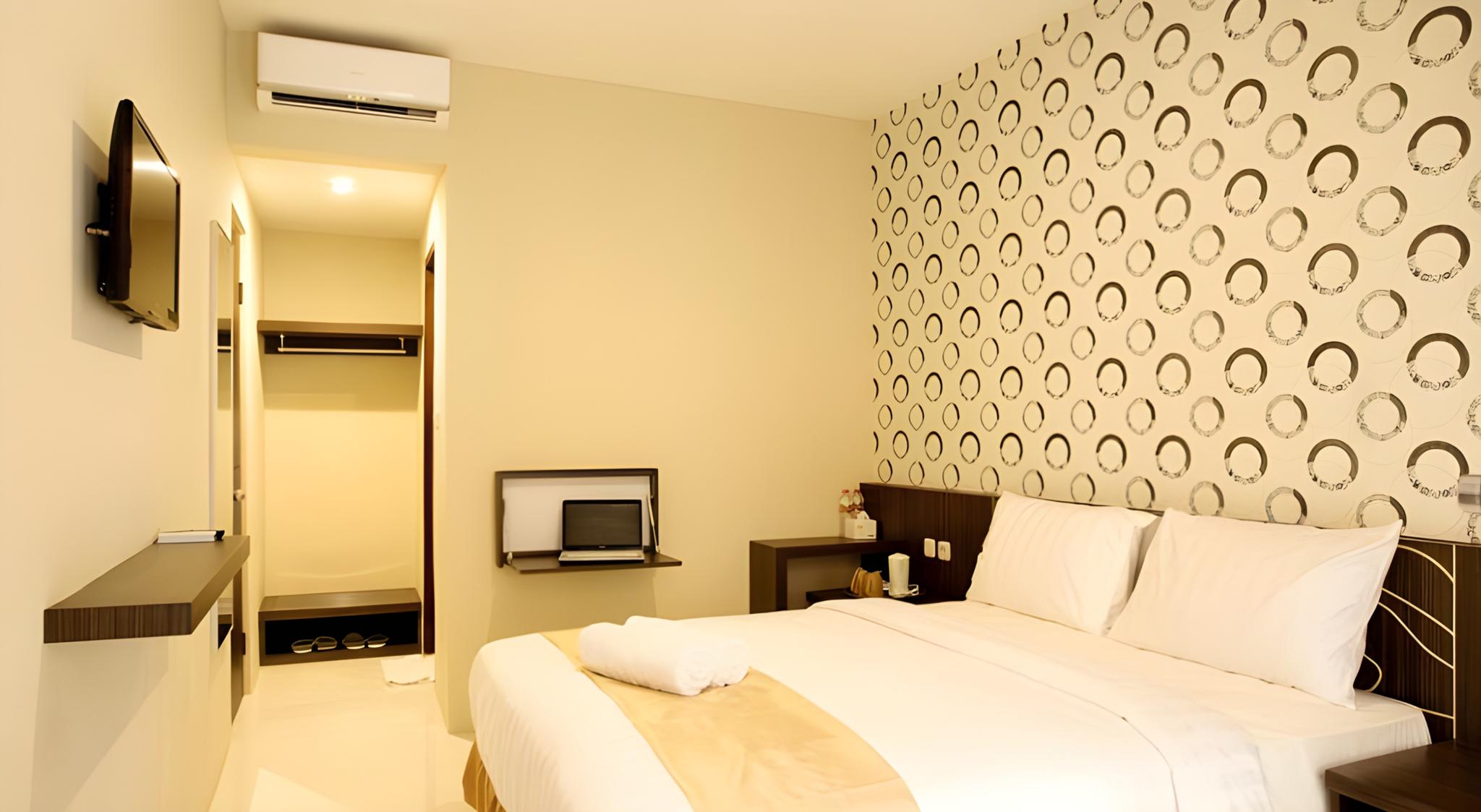 SUPERIOR, DOUBLE BED