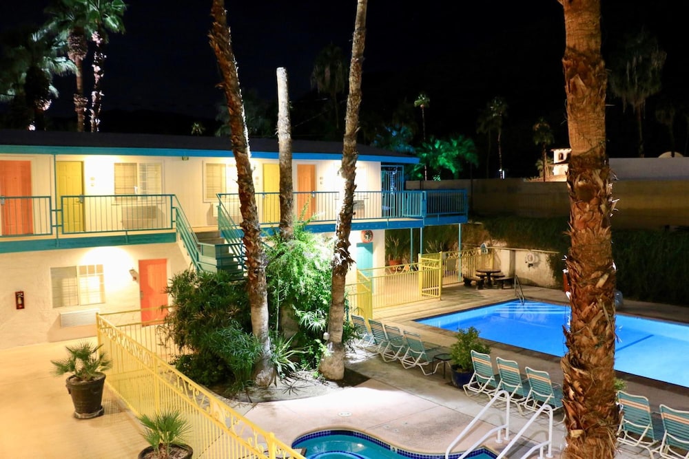Adara Hotel Palm Springs 10/53