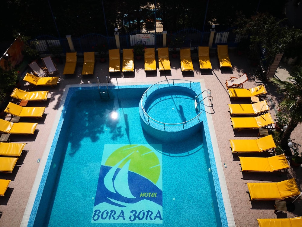 Bora Bora 48/76
