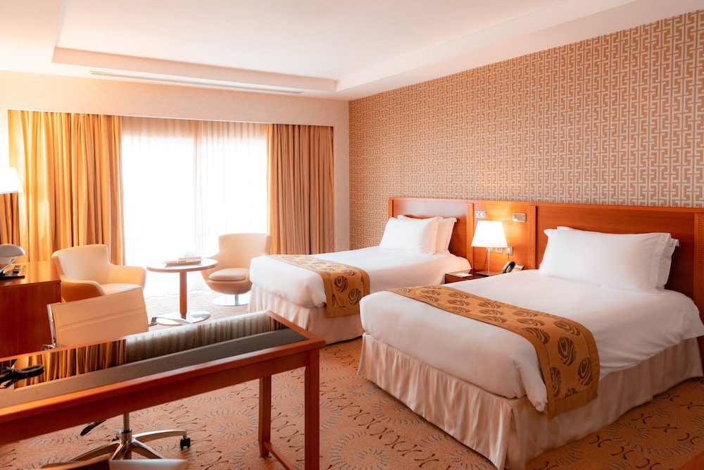 Holiday Inn Kuwait 19/79