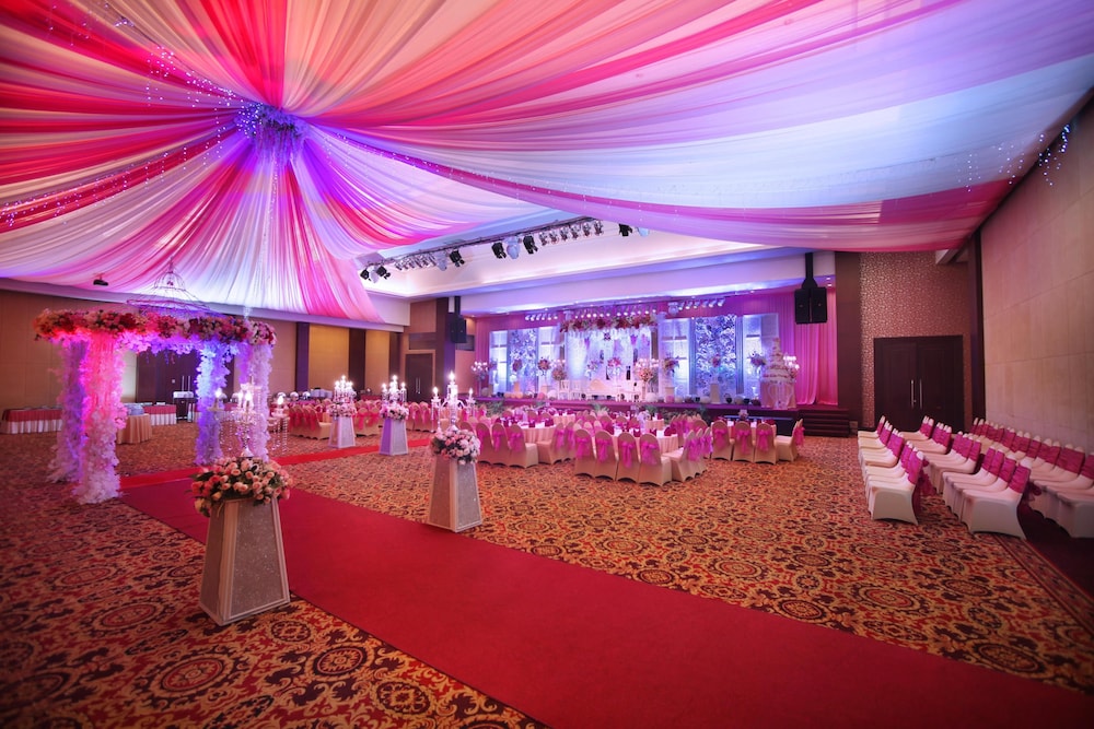 Aston Samarinda Hotel and Convention Center 27/42