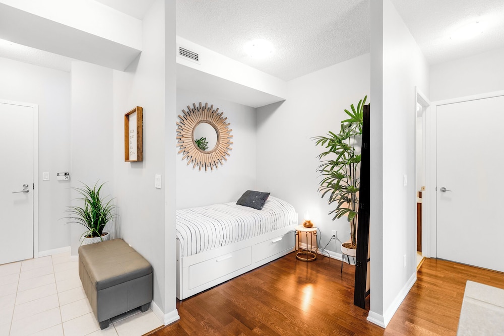 Aoc Suites - Luxury Condo - City View 8/28