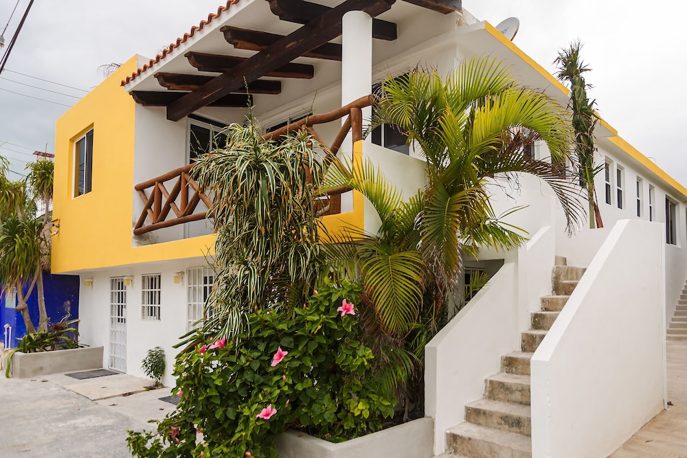 Kaam Accommodations 2/62