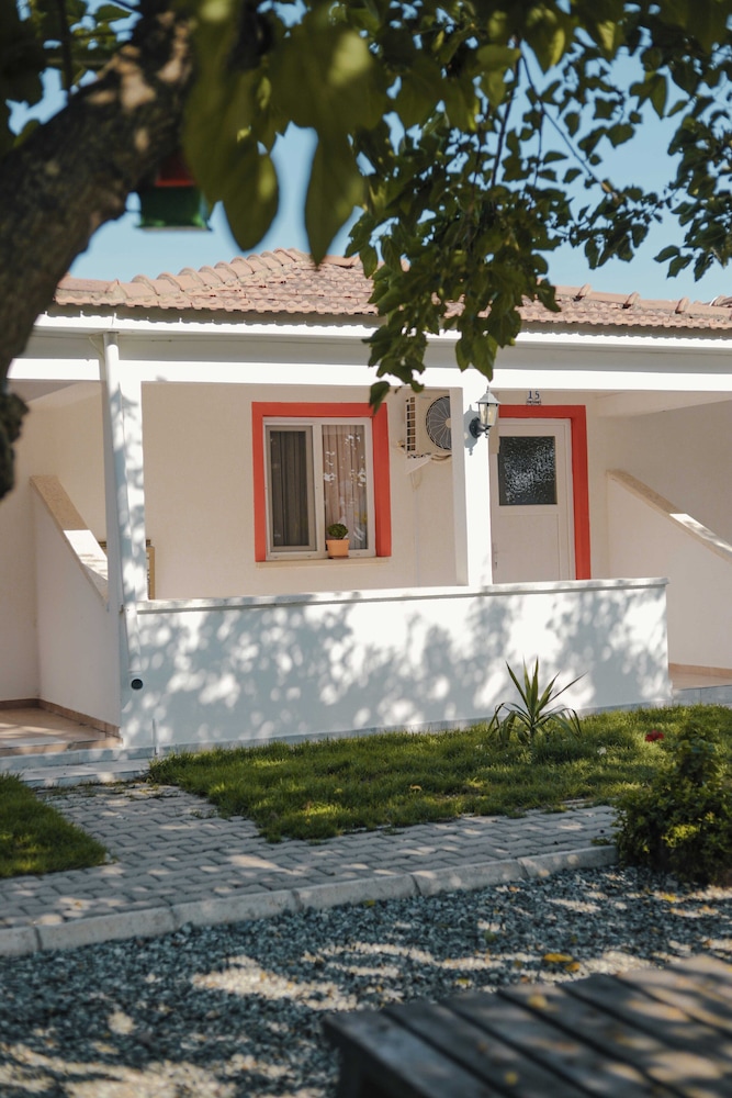 Mali Beach Apart Otel 48/50