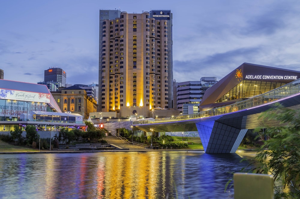 Intercontinental Adelaide 28/82