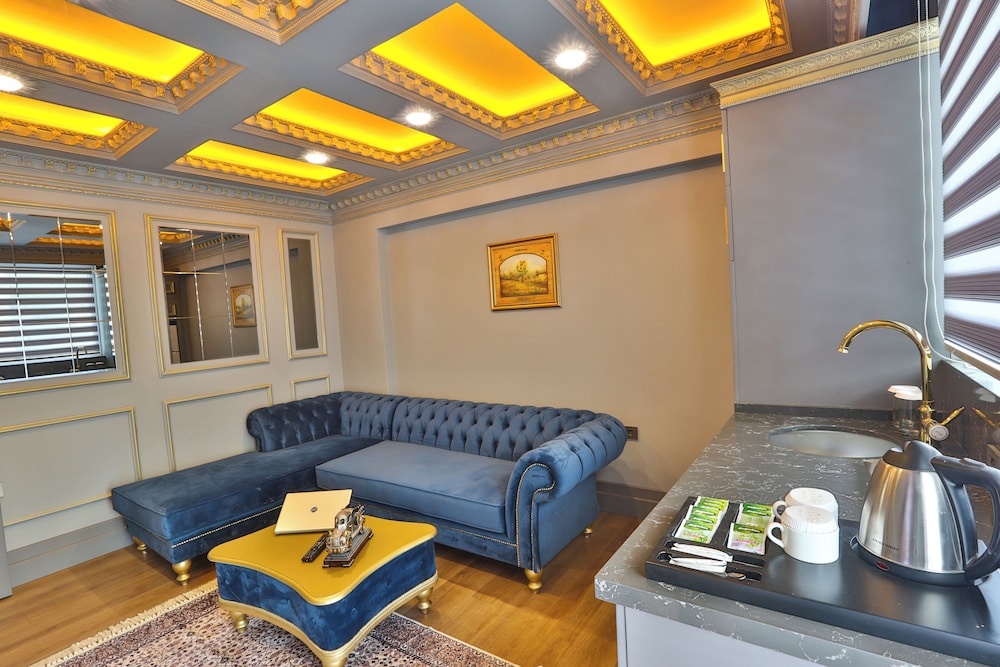 Real King Residence Hotel 65/78