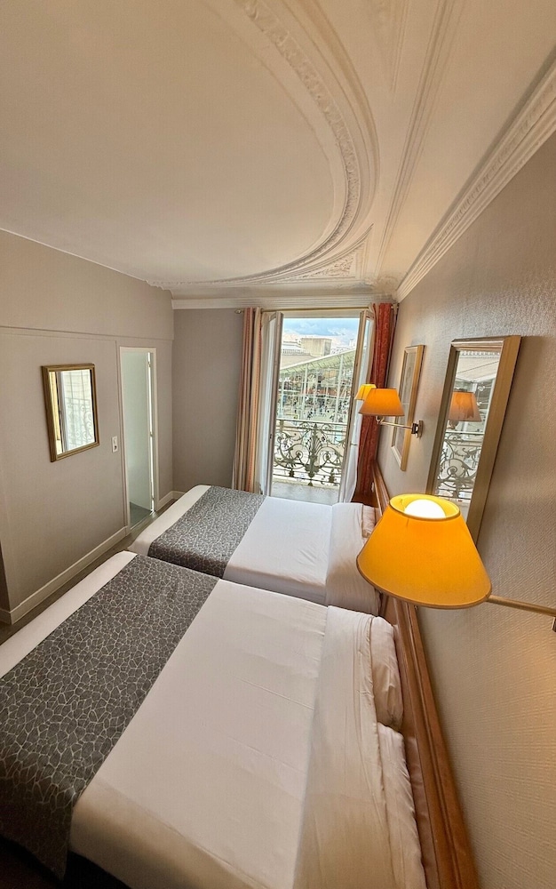 Hotel Richmond 33/64