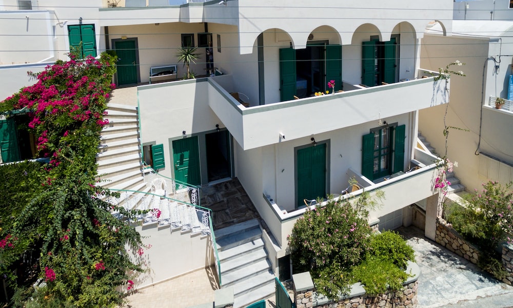 MARY HOTEL(Studios and Apartments) 6/55
