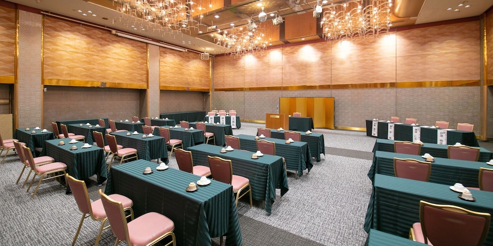 Iwakuni Kokusai Kanko Hotel 64/73