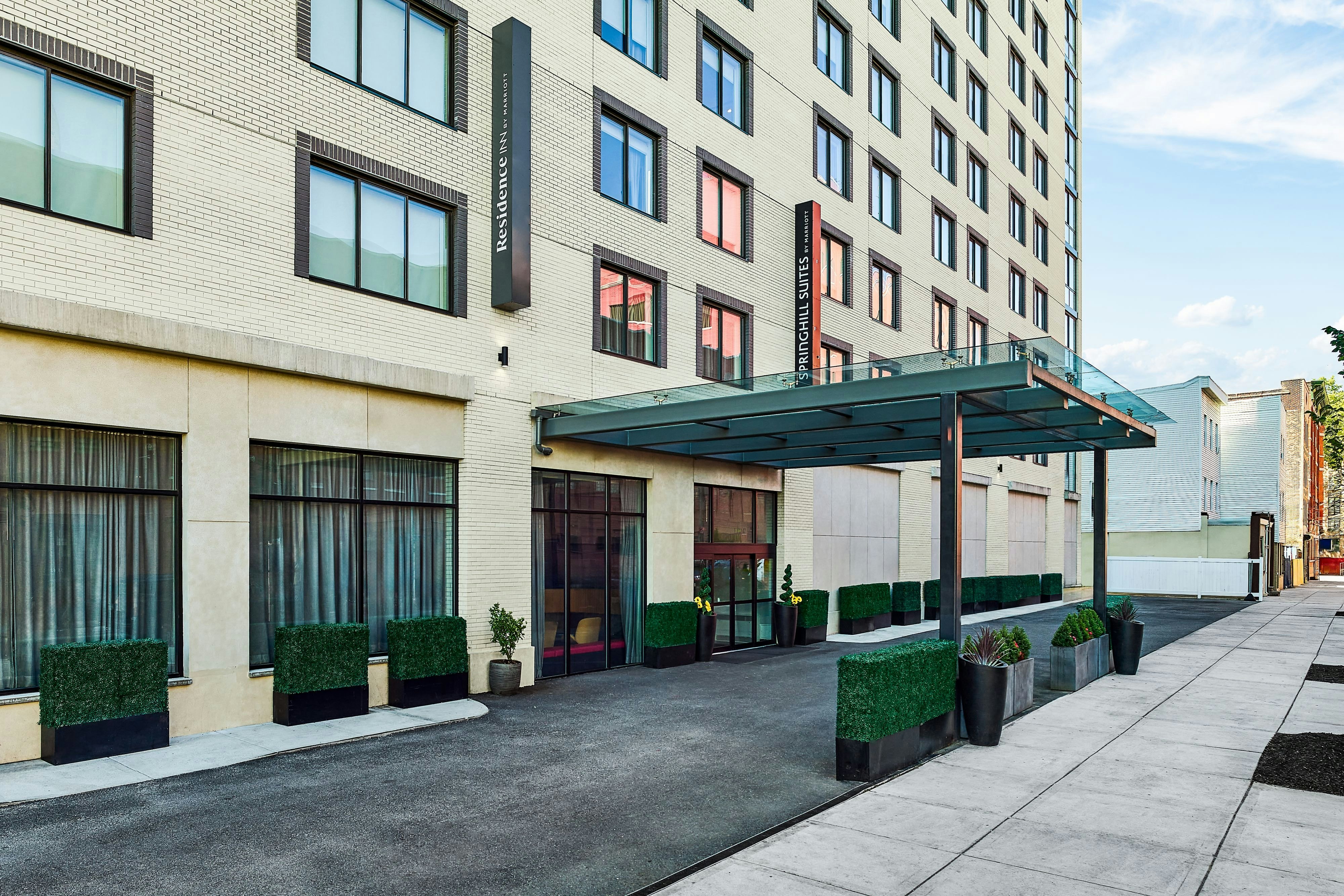 Residence Inn by Marriott New York Queens 2/3