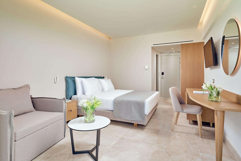 غرفة بسرير مزدوج أو سريرين منفصلين بإطلالة على الجبل، Princess Sun Hotel 2/3