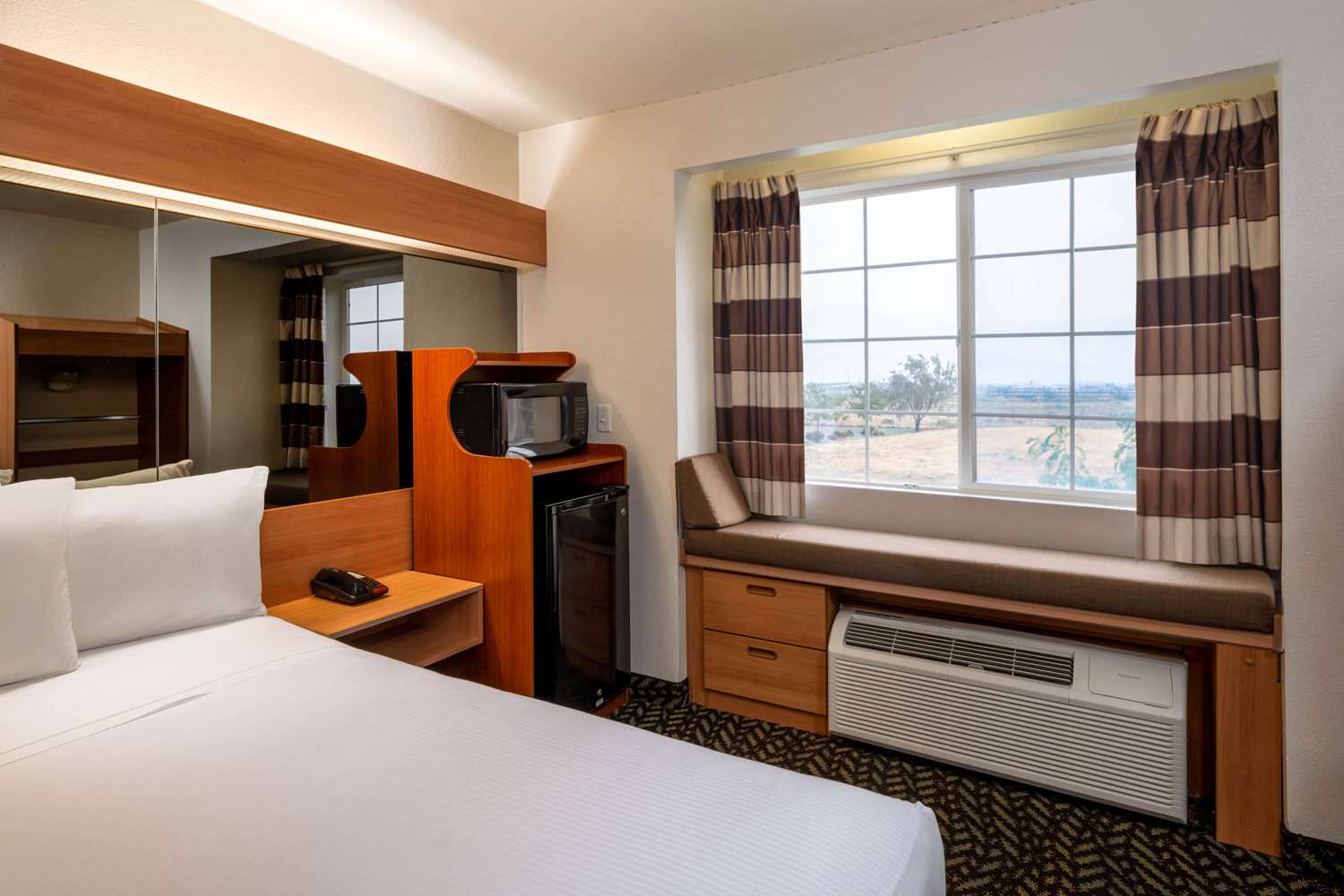 Microtel Inn & Suites By Wyndham Salt Lake City Airport 20/47