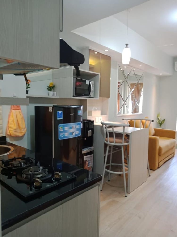 Springlake Apartment Summarecon by Veeroom by ZUZU 31/42