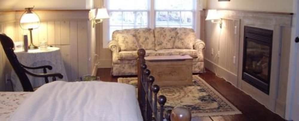Isaiah Jones Homestead Bed & Breakfast 21/50