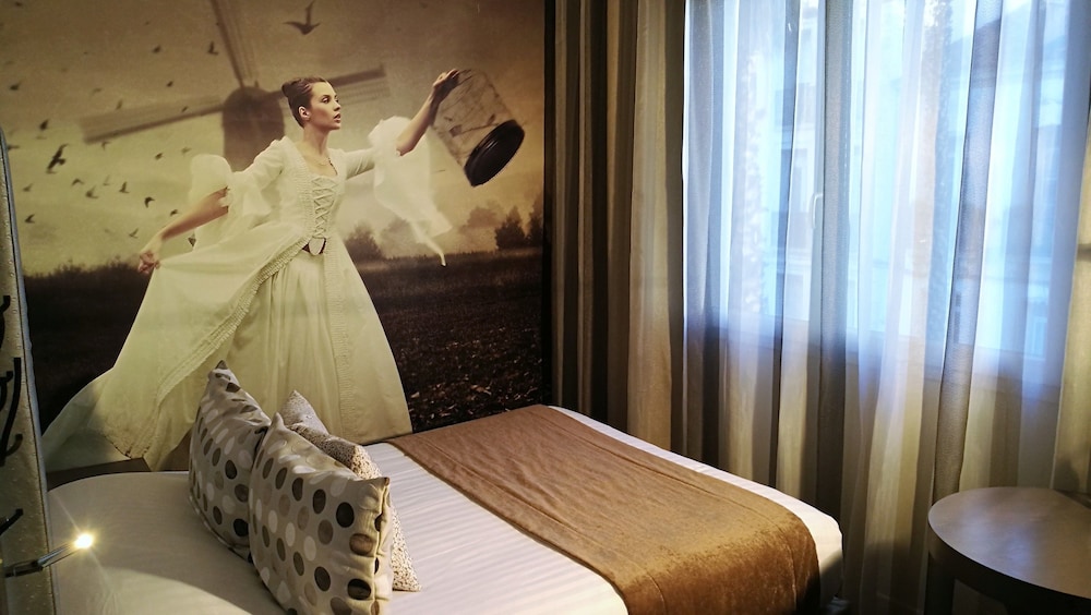 NYX Hotel 42/76