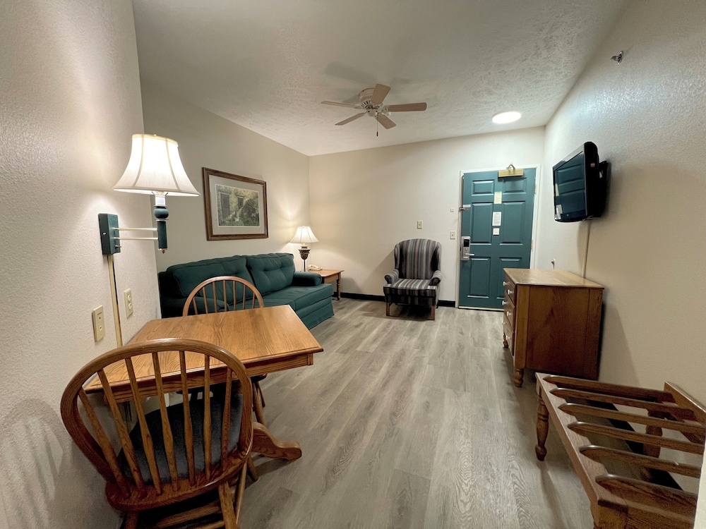 Van Buren Hotel 34/50