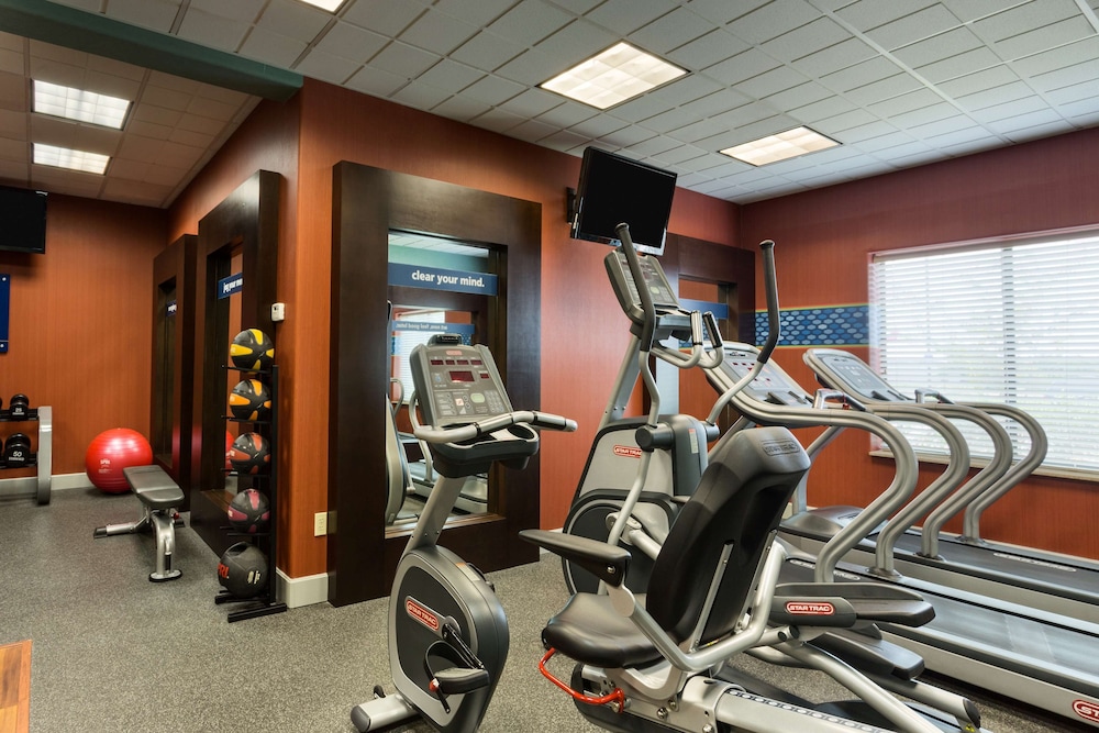Hampton Inn & Suites Pharr, TX 20/52