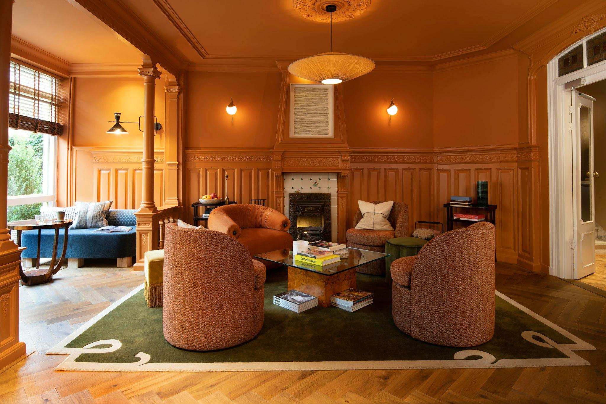 Medium, 2 Double Beds