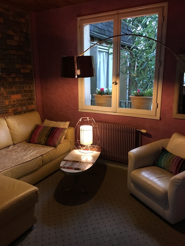Hotel Victor Hugo 23/29