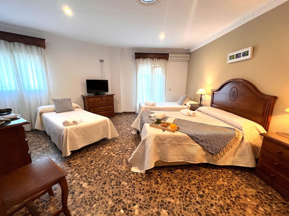 Hostal La Janda 7/66