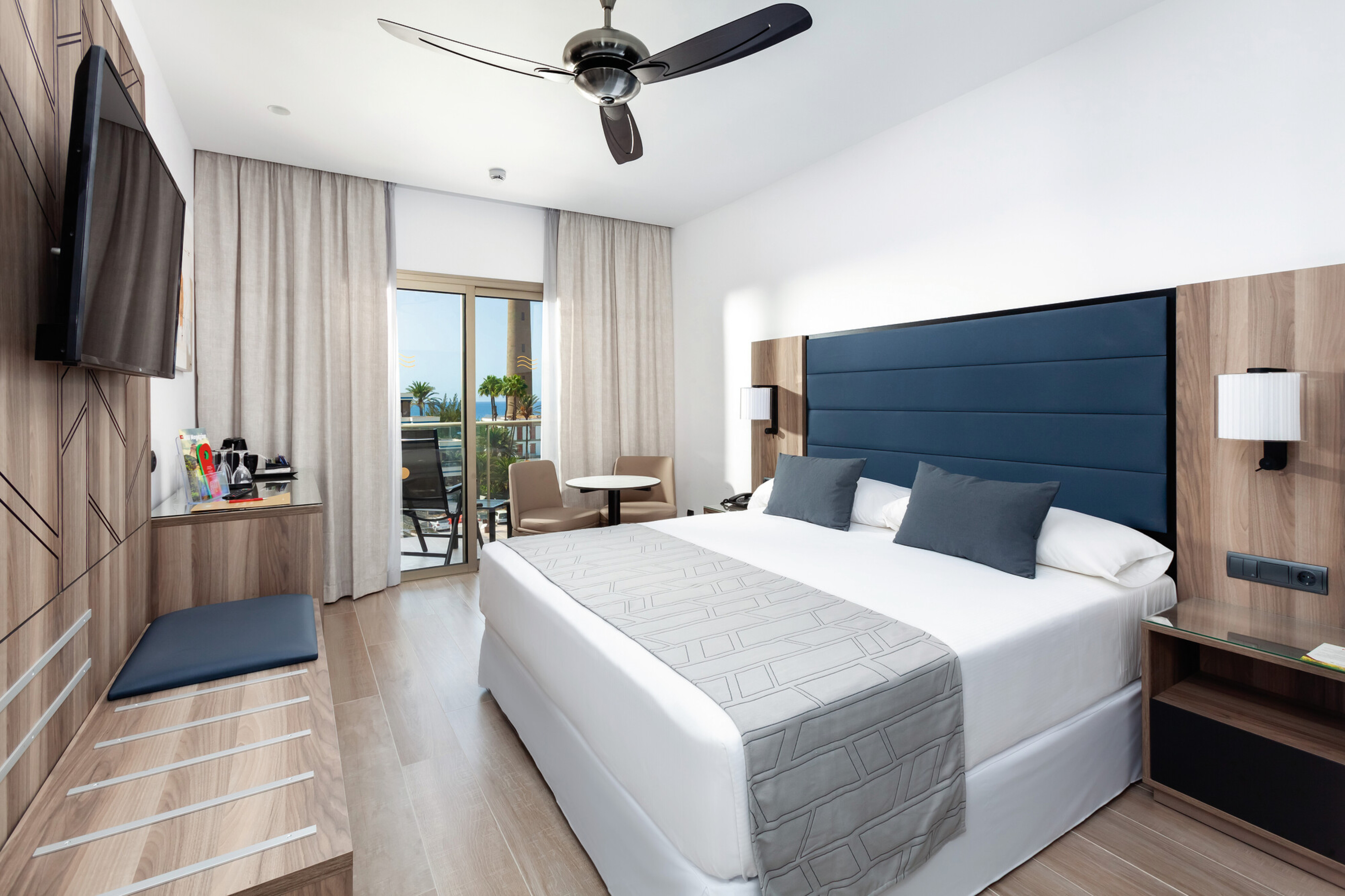 Small double room sea side