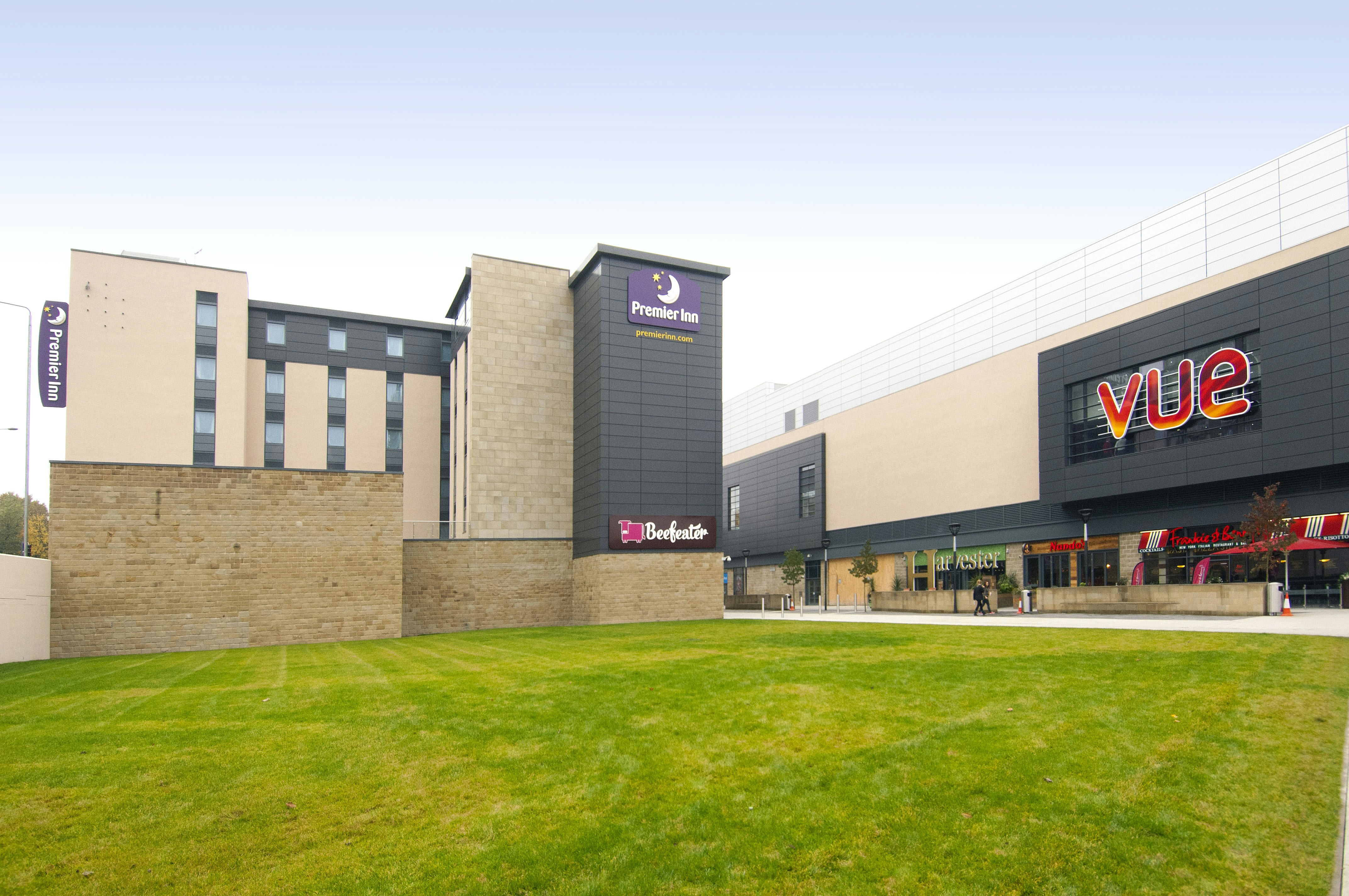 Premier Inn Halifax Town Centre 45/48