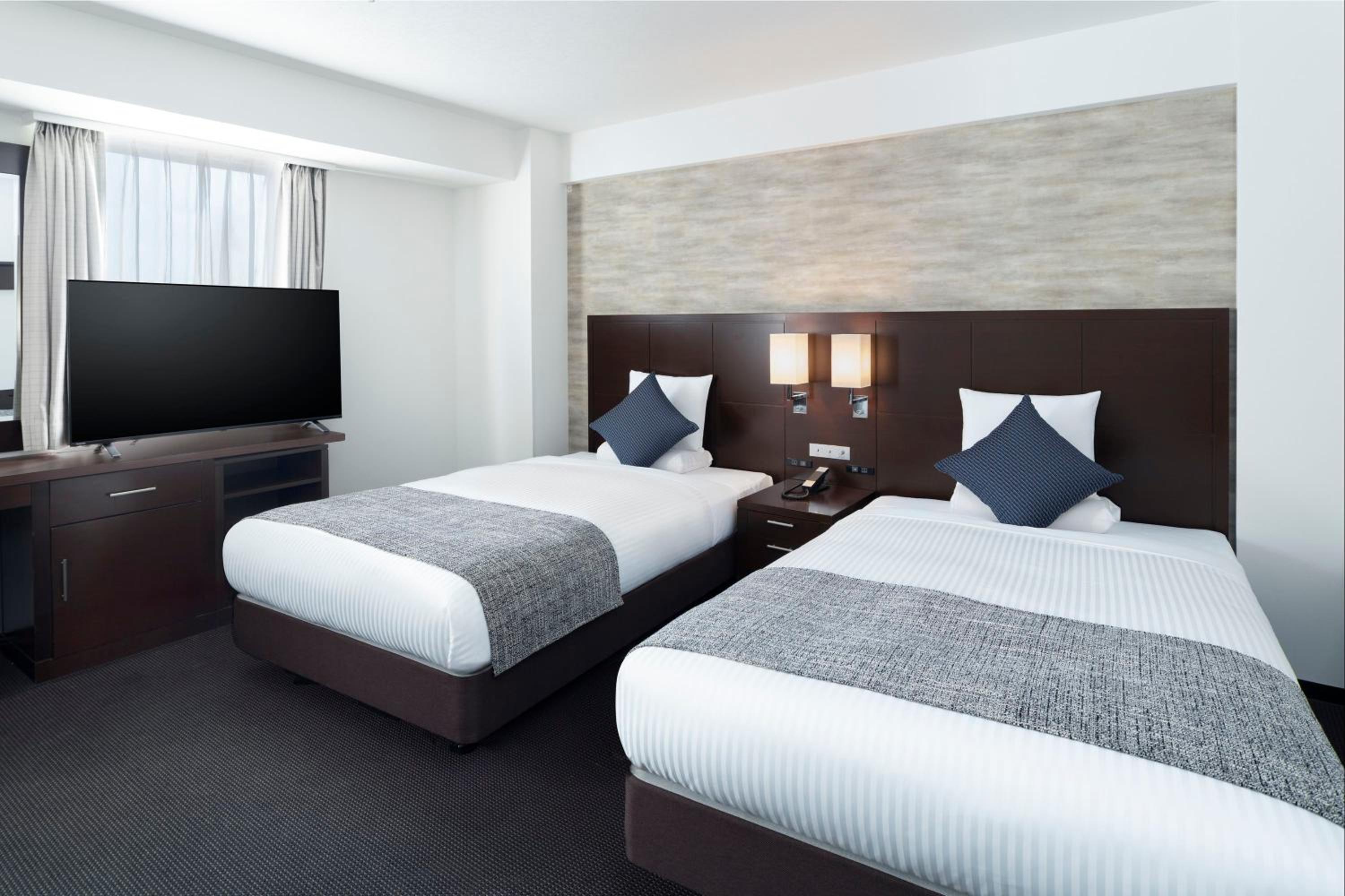 STANDARD, TWIN BEDS