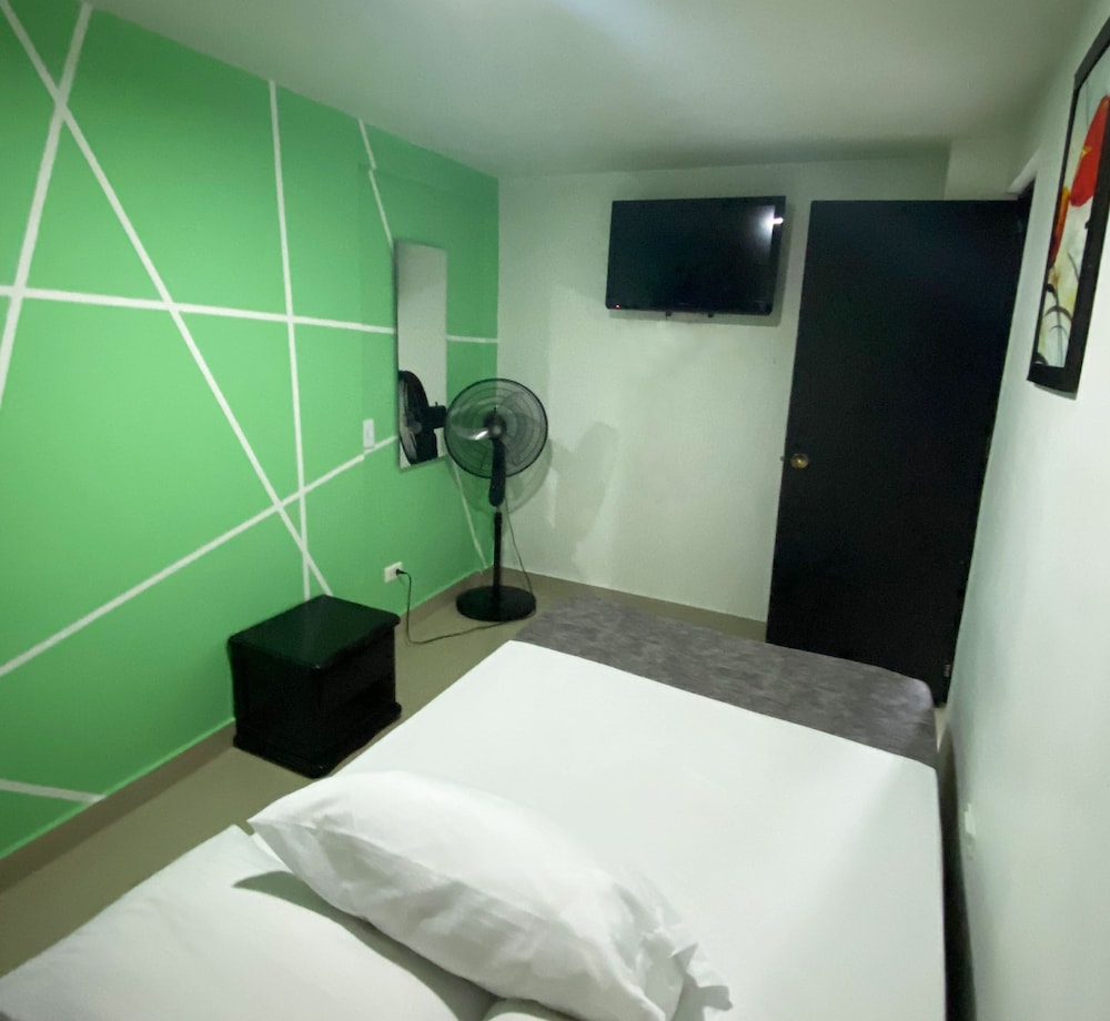 33Hotel 20/47