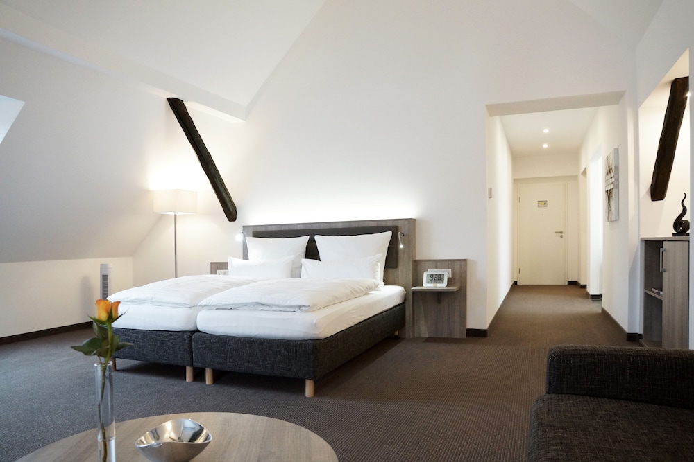 Hunerbein's Posthotel 5/49
