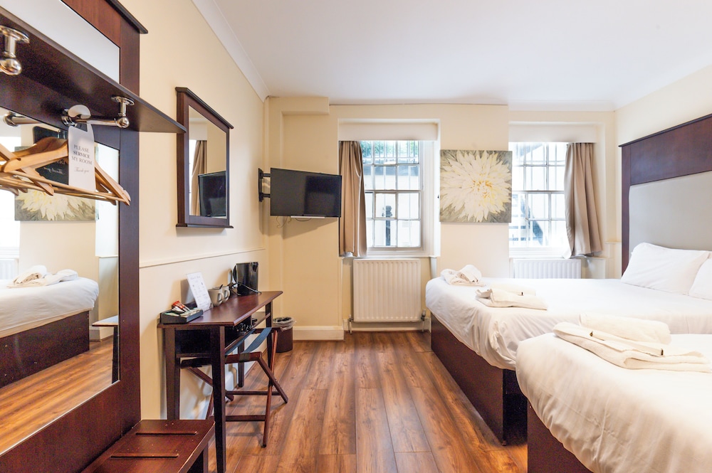 Astoria Hotel 16/42