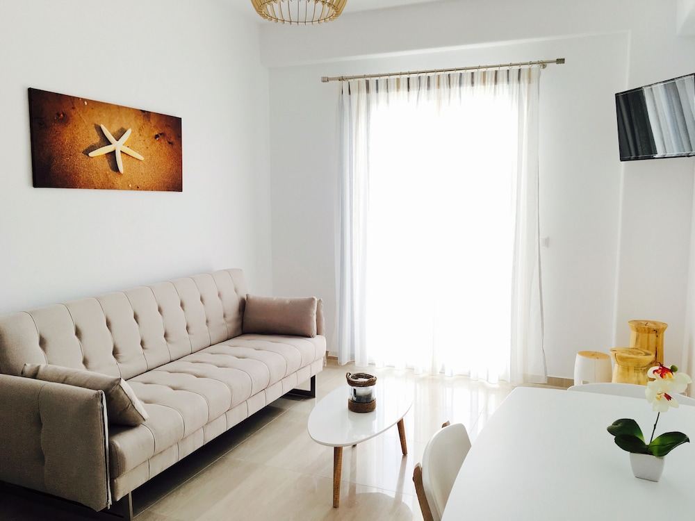 Eleftheria Hotel 32/50